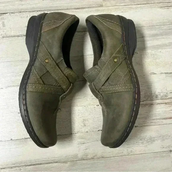 Clarks Womens Ideo Chilly Loafer Shoes Green Low Top Leather Slip Ons 9N - Picture 9 of 9